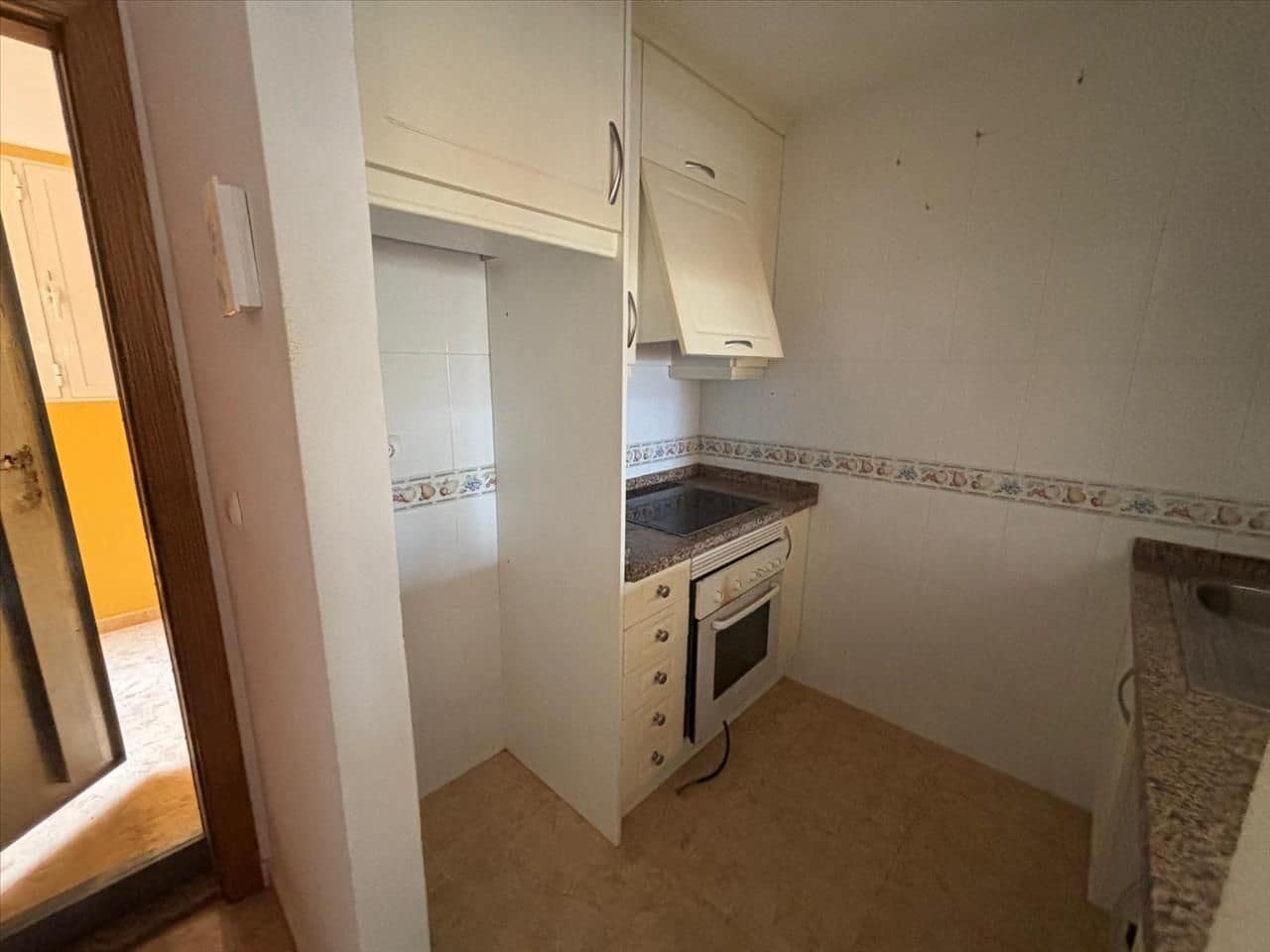 2 sypialnia Apartament przy plaży na sprzedaż w Torrevieja - 145 000 € (Ref: 9669731)