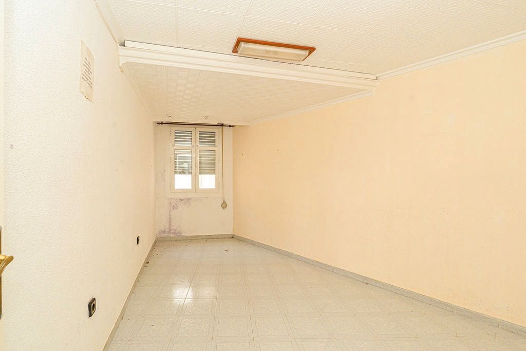 4 Zimmer Apartment zu verkaufen in Villena - 123.000 € (Ref: 9707624)