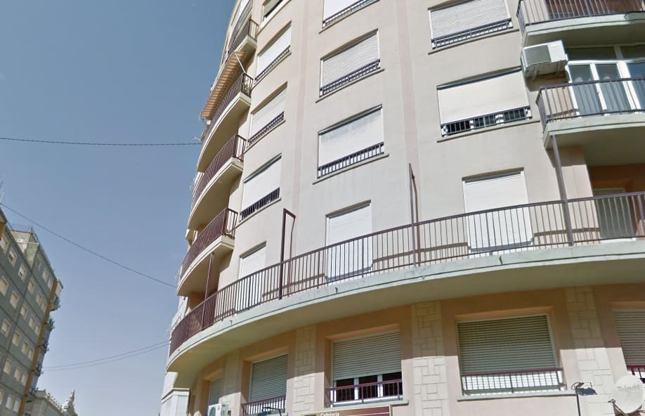 4 Zimmer Apartment zu verkaufen in Villena - 123.000 € (Ref: 9707624)