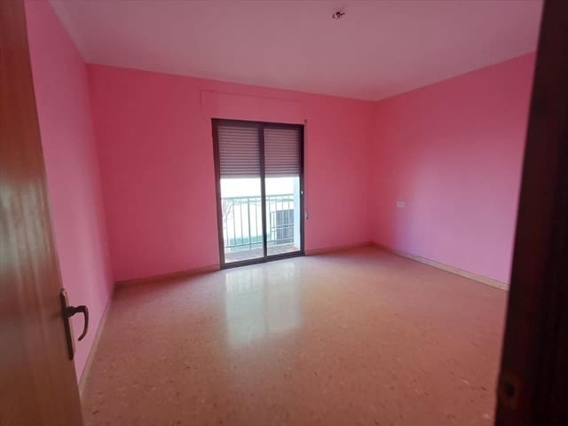 Chalet de 4 habitaciones en Parcent en venta - 132.000 € (Ref: 9731754)