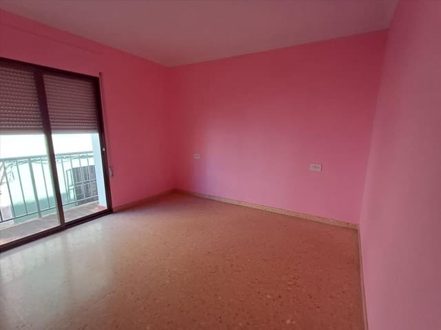 Chalet de 4 habitaciones en Parcent en venta - 132.000 € (Ref: 9731754)