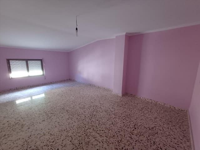 Chalet de 4 habitaciones en Parcent en venta - 132.000 € (Ref: 9731754)