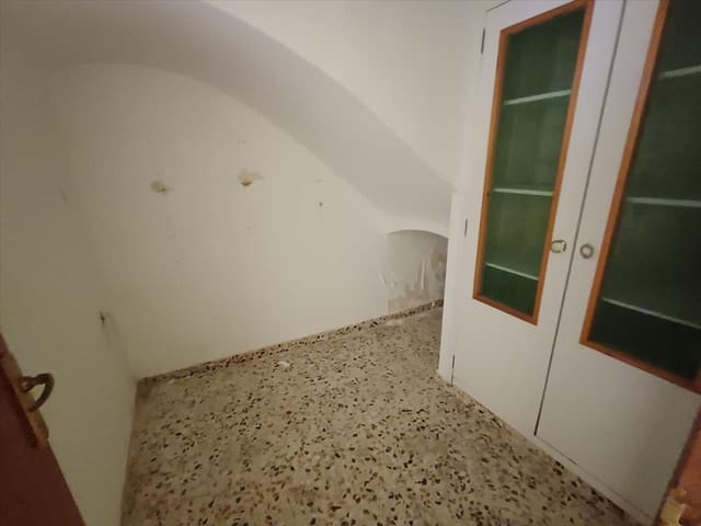 Chalet de 4 habitaciones en Parcent en venta - 132.000 € (Ref: 9731754)