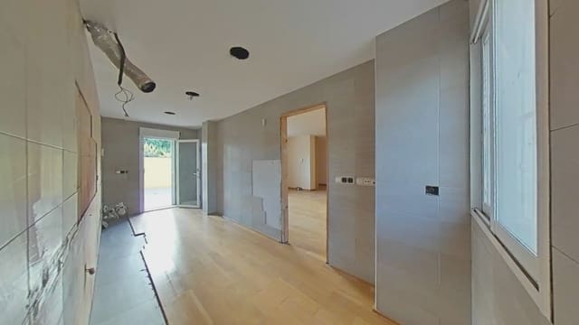 2 slaapkamer Villa te koop in Cala de Finestrat, Finestrat met garage - € 335.000 (Ref: 9743199)