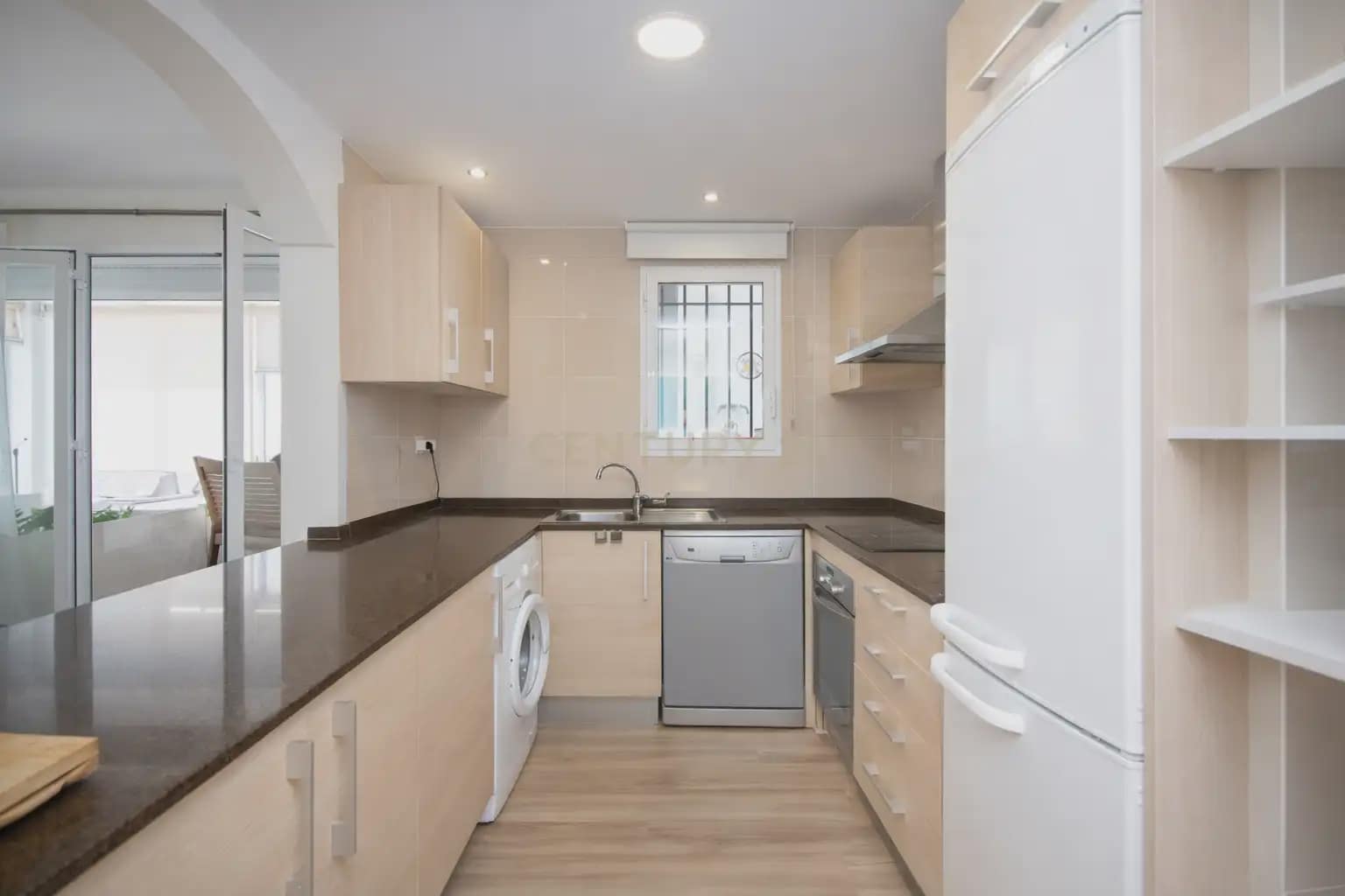 3 sypialnia Penthouse na sprzedaż w Muchamiel / Mutxamel z basenem garażem - 349 999 € (Ref: 9848238)