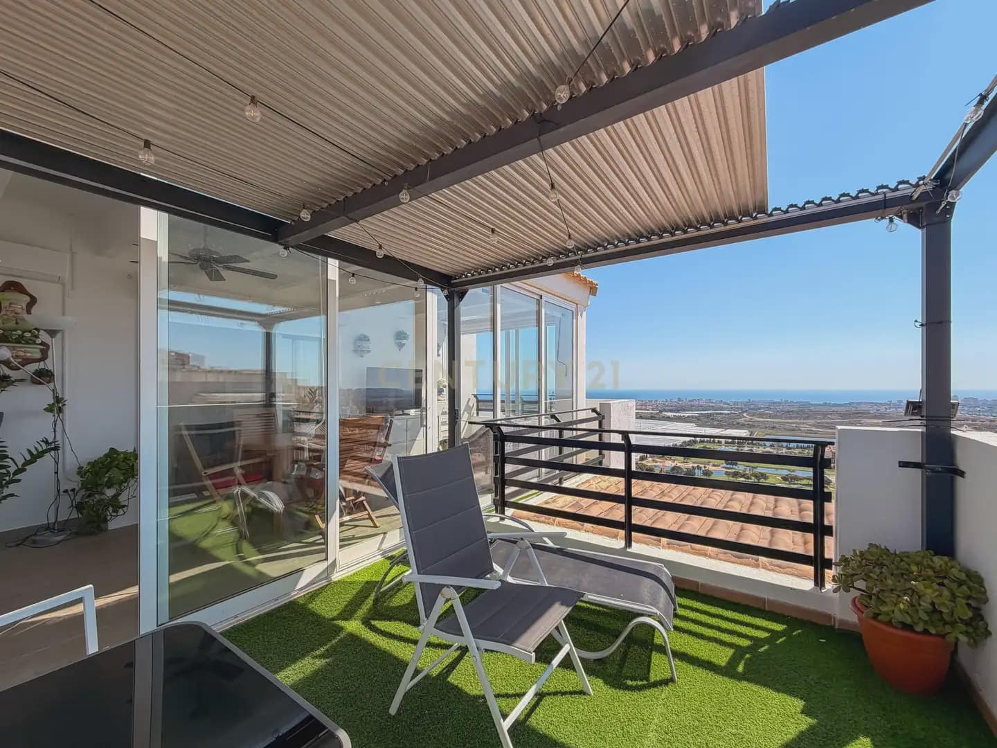 3 sypialnia Penthouse na sprzedaż w Muchamiel / Mutxamel z basenem garażem - 349 999 € (Ref: 9848238)