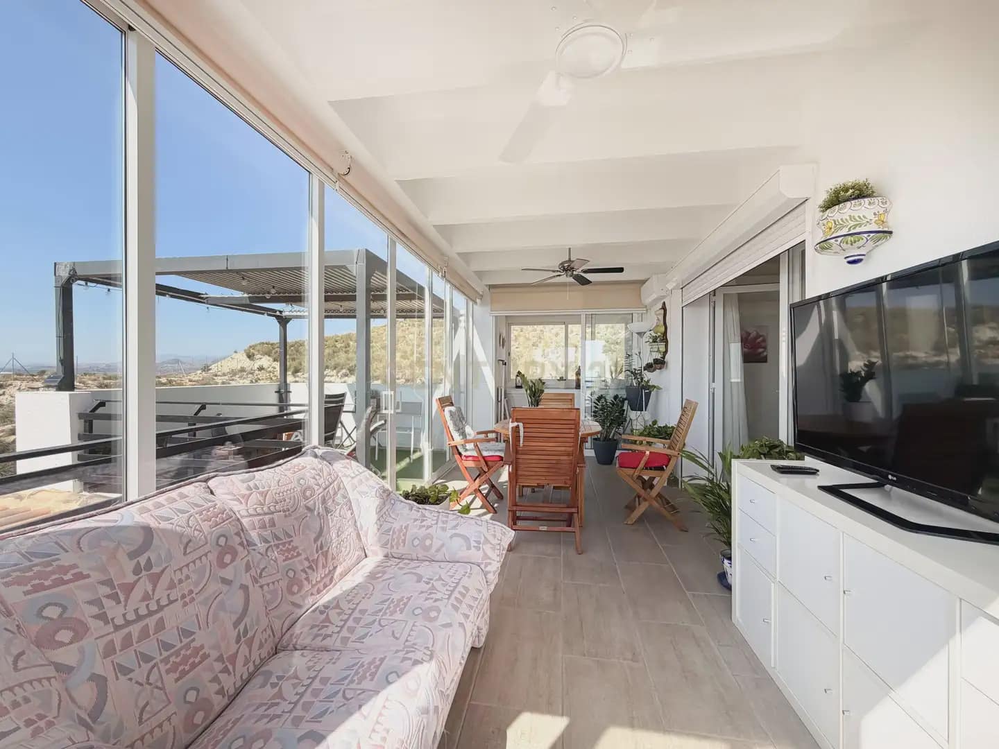 3 sypialnia Penthouse na sprzedaż w Muchamiel / Mutxamel z basenem garażem - 349 999 € (Ref: 9848238)