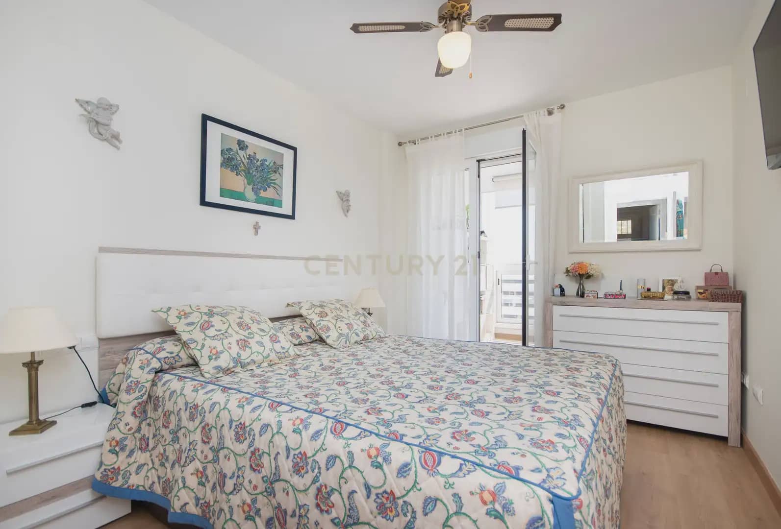 3 sypialnia Penthouse na sprzedaż w Muchamiel / Mutxamel z basenem garażem - 349 999 € (Ref: 9848238)