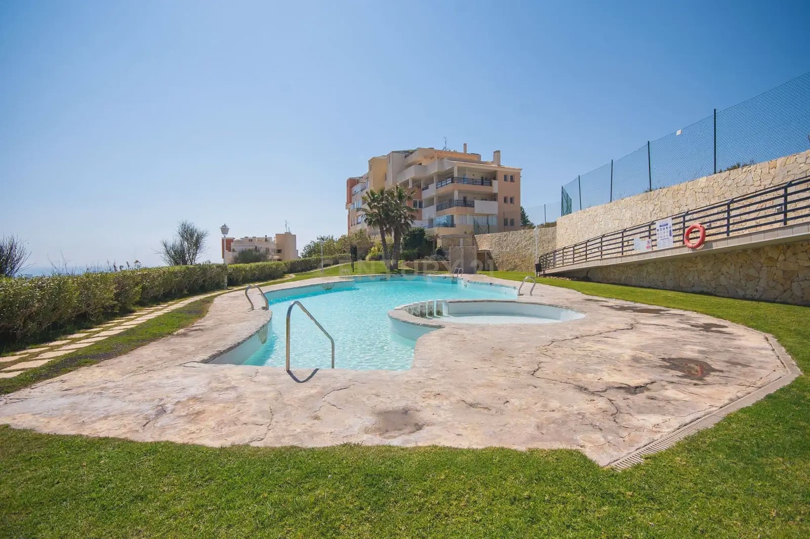 3 sypialnia Penthouse na sprzedaż w Muchamiel / Mutxamel z basenem garażem - 349 999 € (Ref: 9848238)