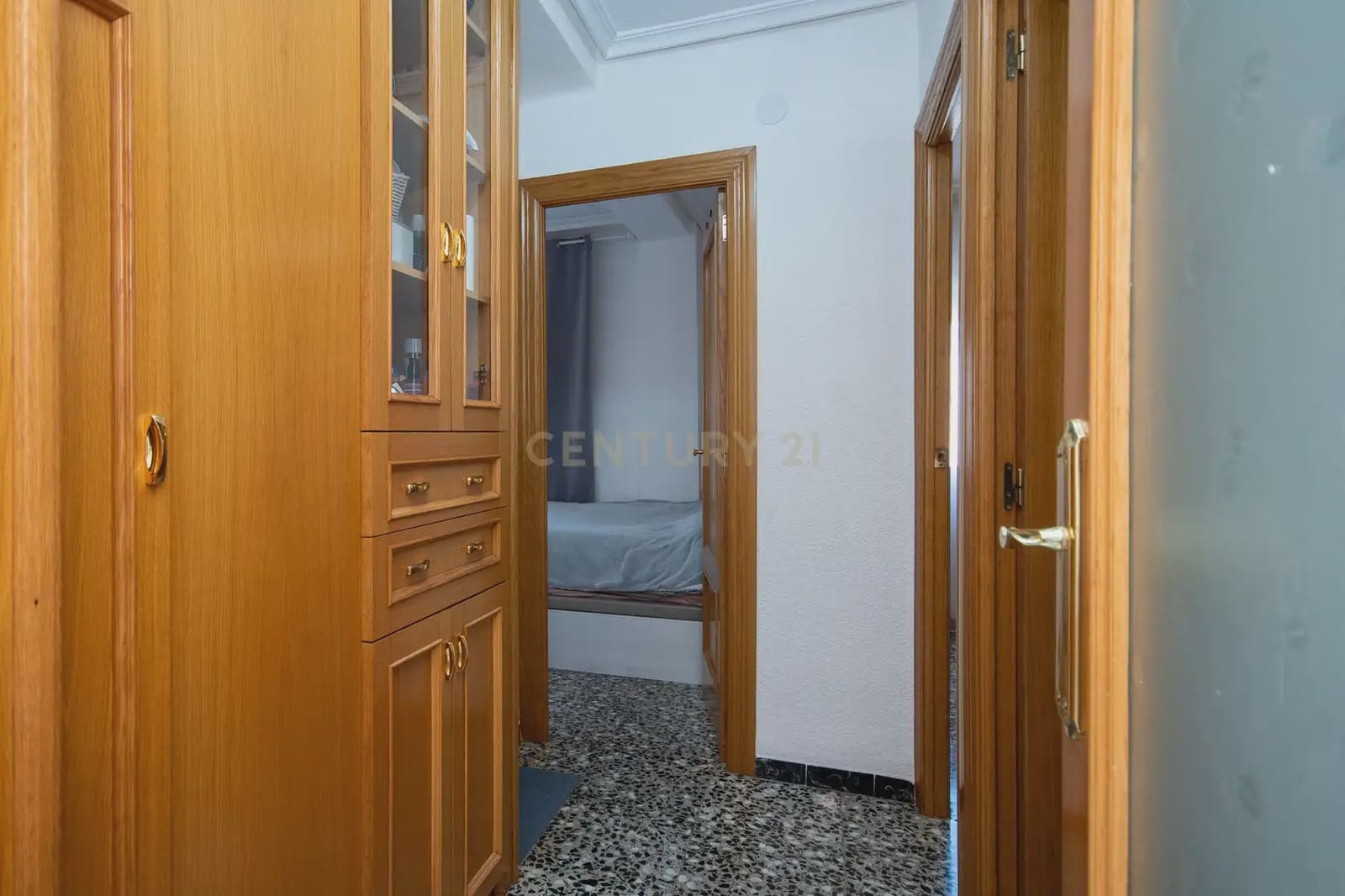 2 soveværelse Lejlighed til salg i Alicante by med garage - € 229.000 (Ref: 9848239)