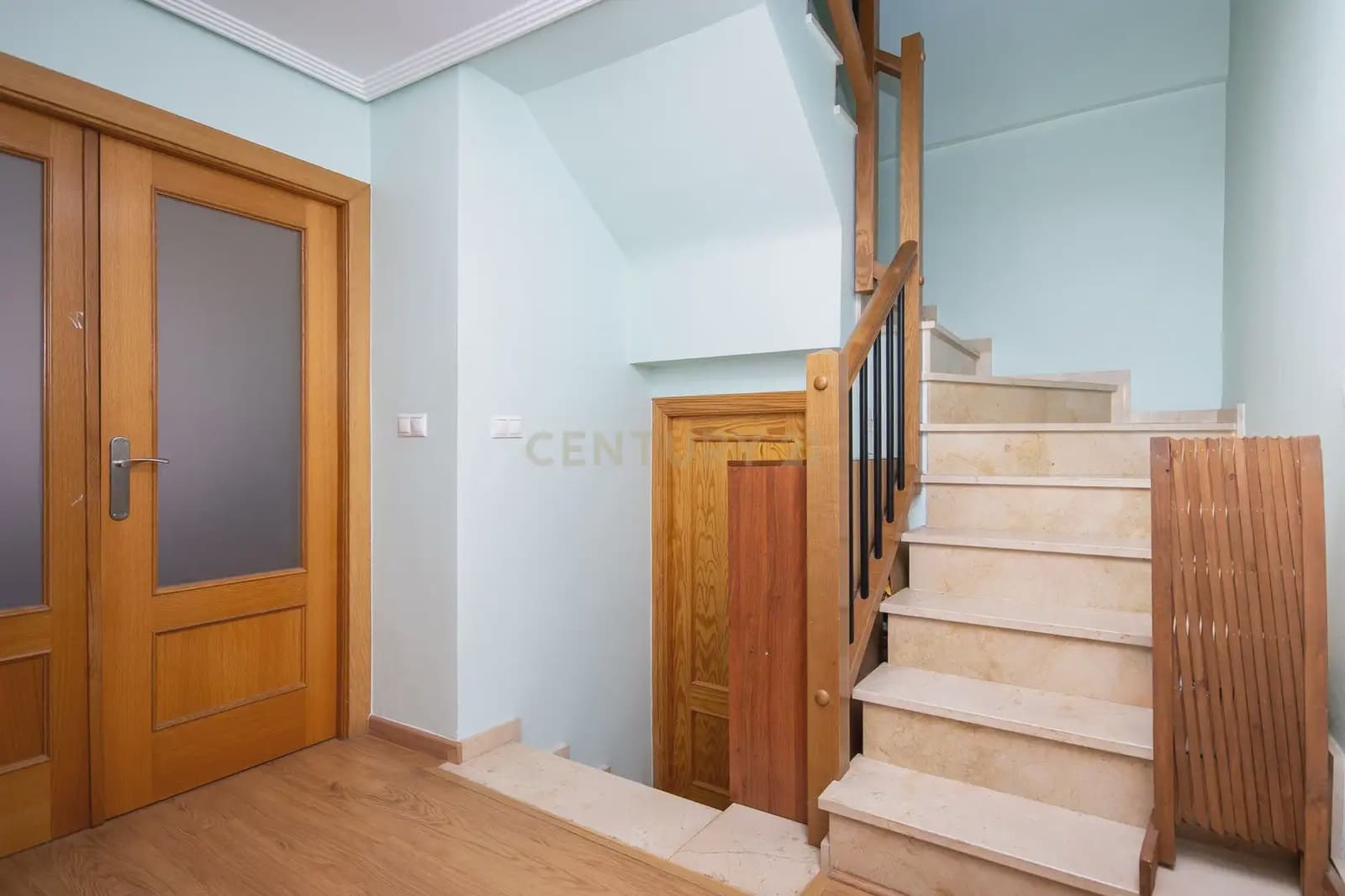 3 bedroom Townhouse for sale in Alicante / Alacant city with pool - € 569,000 (Ref: 9848241)