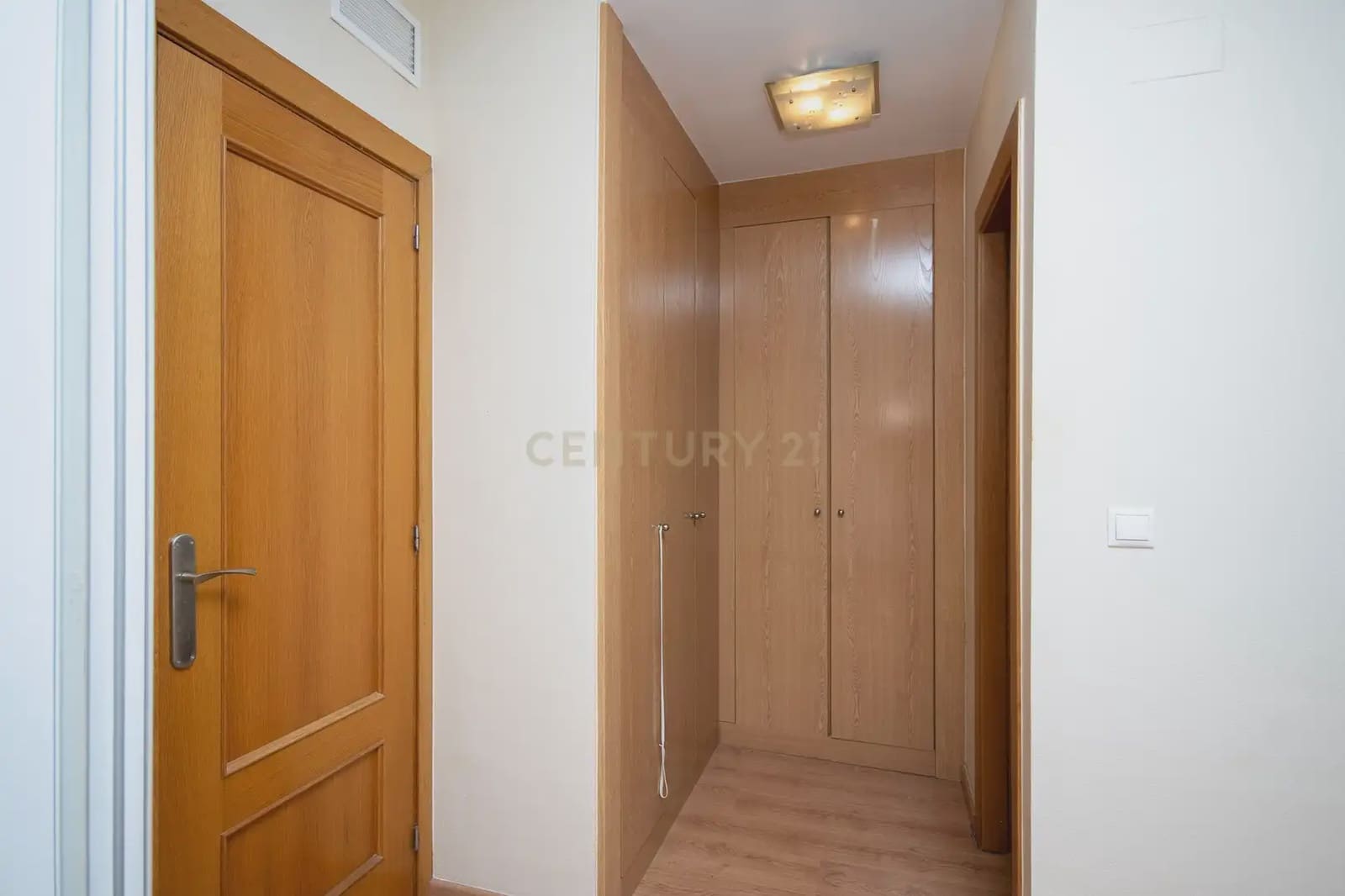 3 bedroom Townhouse for sale in Alicante / Alacant city with pool - € 569,000 (Ref: 9848241)