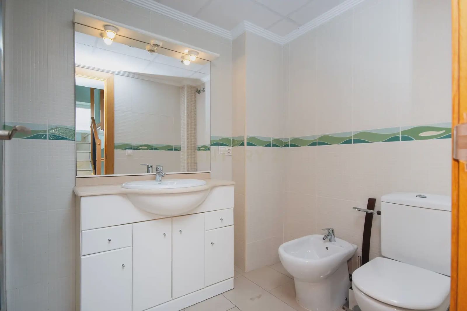 3 bedroom Townhouse for sale in Alicante / Alacant city with pool - € 569,000 (Ref: 9848241)