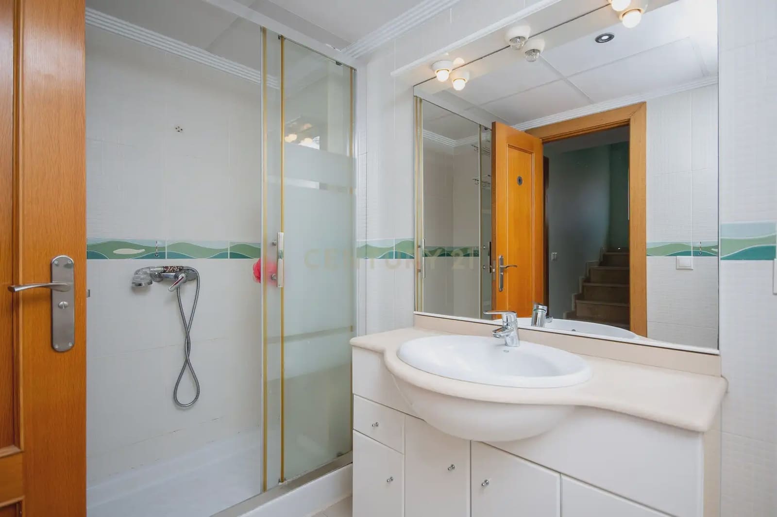 3 bedroom Townhouse for sale in Alicante / Alacant city with pool - € 569,000 (Ref: 9848241)