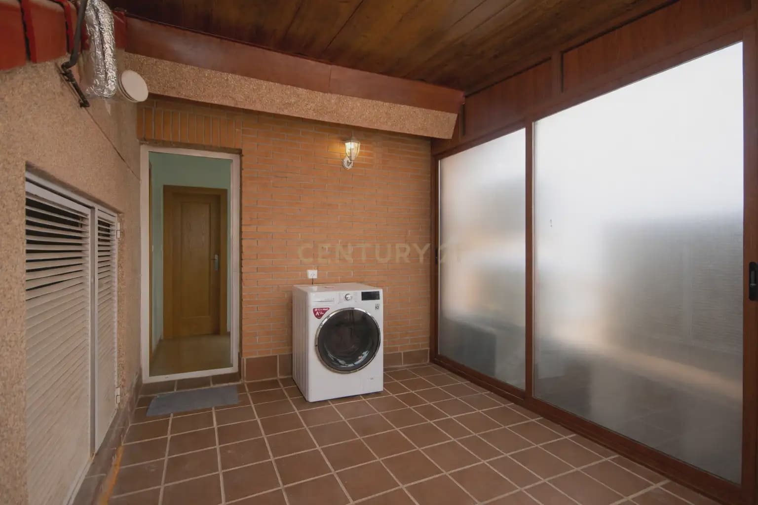 3 bedroom Townhouse for sale in Alicante / Alacant city with pool - € 569,000 (Ref: 9848241)