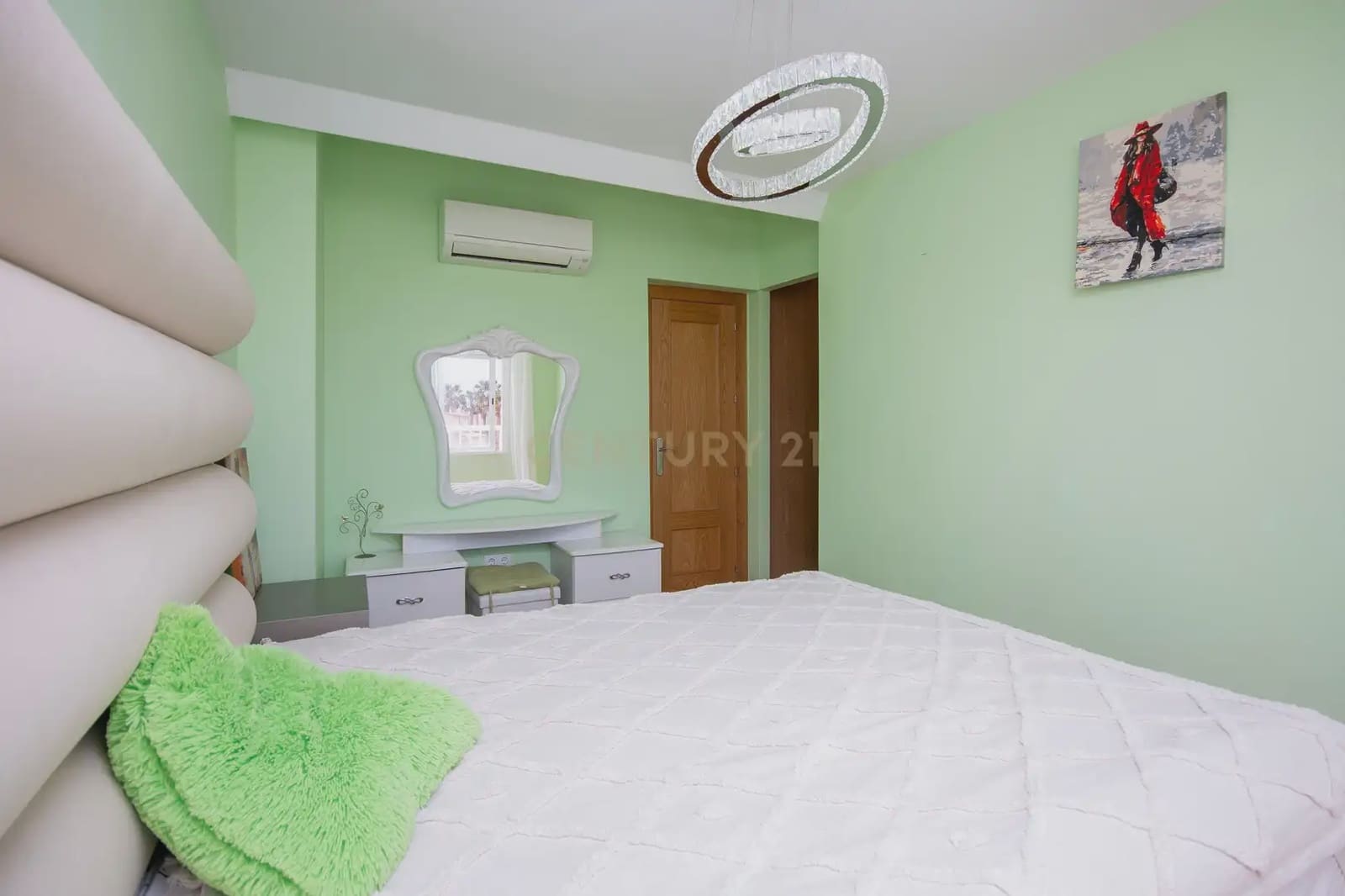 3 bedroom Townhouse for sale in Alicante / Alacant city with pool - € 569,000 (Ref: 9848241)