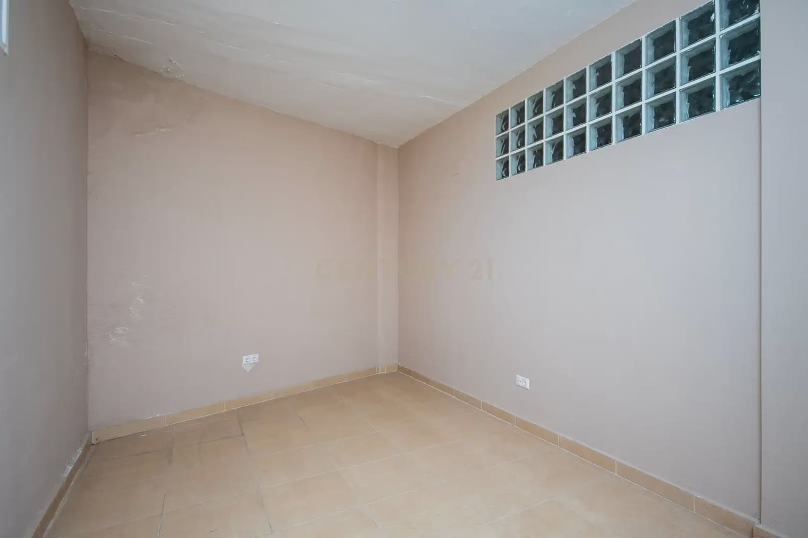 3 bedroom Townhouse for sale in Alicante / Alacant city with pool - € 569,000 (Ref: 9848241)