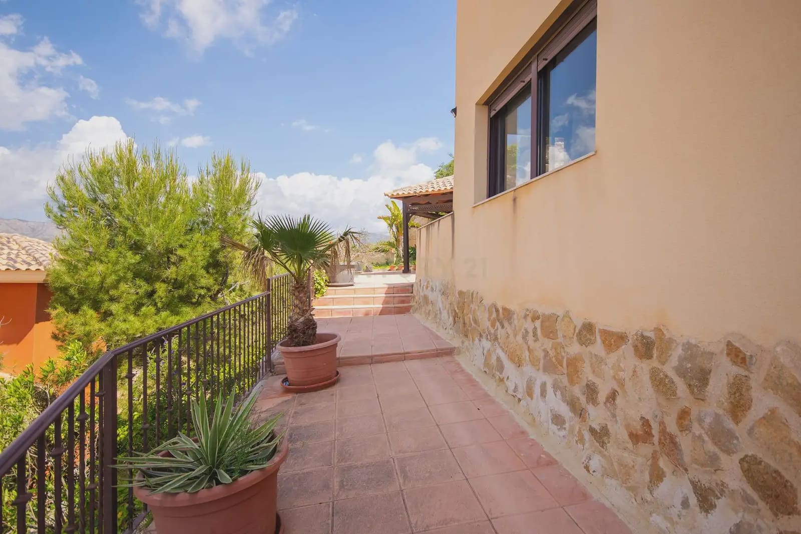 3 quarto Moradia para venda em Busot com piscina - 559 000 € (Ref: 9848242)