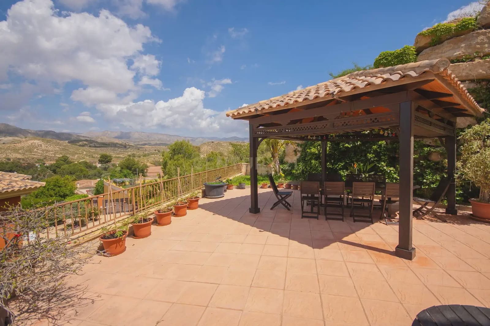 3 quarto Moradia para venda em Busot com piscina - 559 000 € (Ref: 9848242)