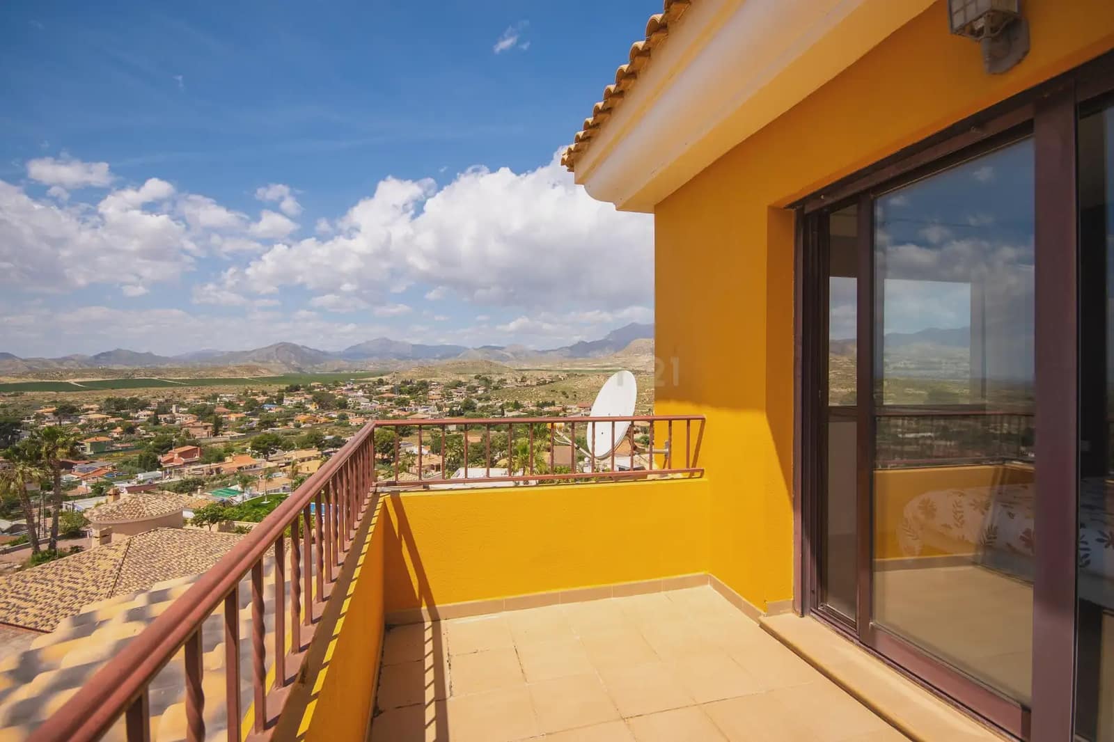 3 quarto Moradia para venda em Busot com piscina - 559 000 € (Ref: 9848242)