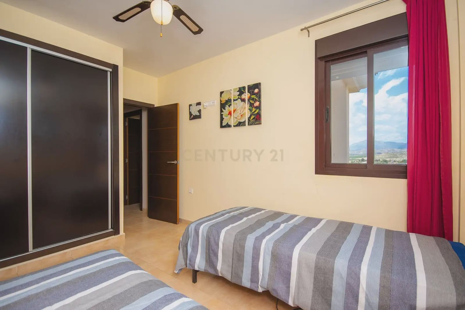 3 quarto Moradia para venda em Busot com piscina - 559 000 € (Ref: 9848242)