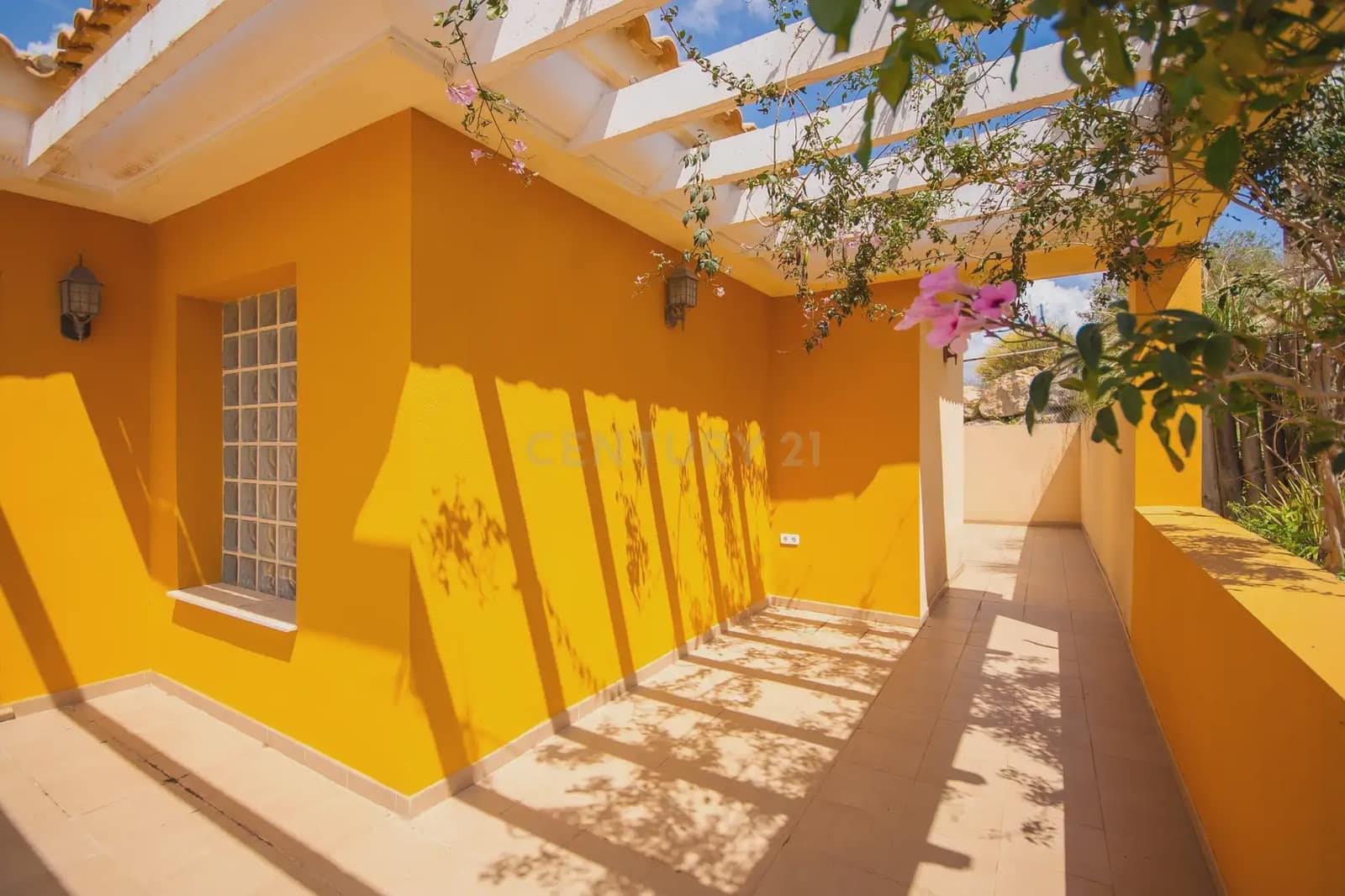 3 quarto Moradia para venda em Busot com piscina - 559 000 € (Ref: 9848242)