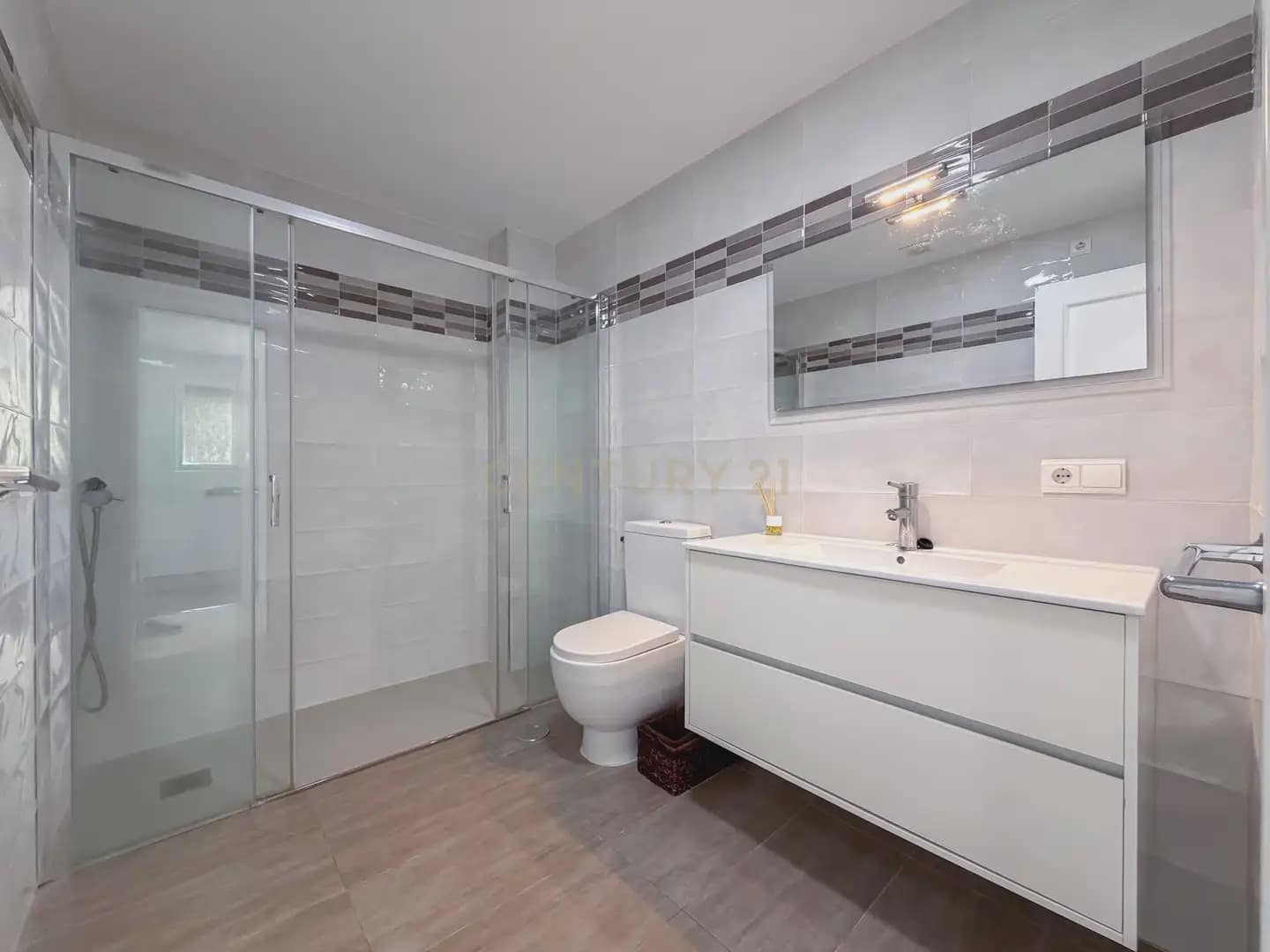 3 bedroom Townhouse for sale in Muchamiel / Mutxamel with pool garage - € 298,000 (Ref: 9848243)