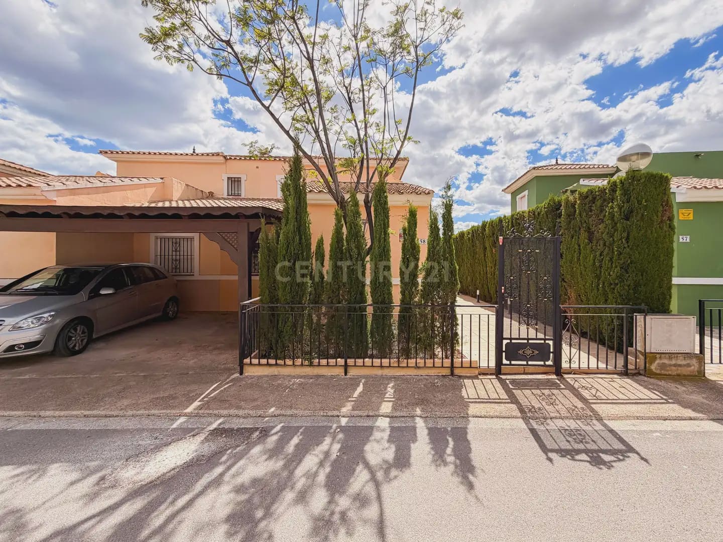 3 bedroom Townhouse for sale in Muchamiel / Mutxamel with pool garage - € 298,000 (Ref: 9848243)