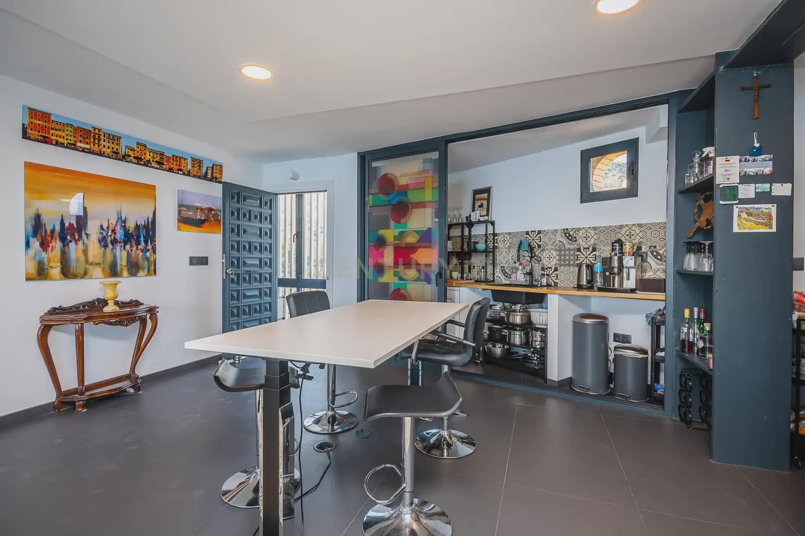 2 bedroom Flat for sale in Alicante / Alacant city - € 530,000 (Ref: 9858287)