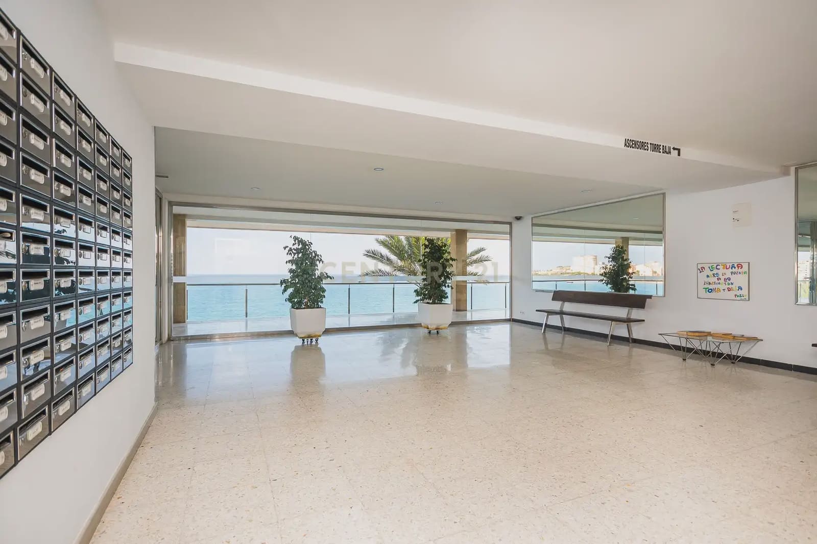 2 bedroom Flat for sale in Alicante / Alacant city - € 530,000 (Ref: 9858287)