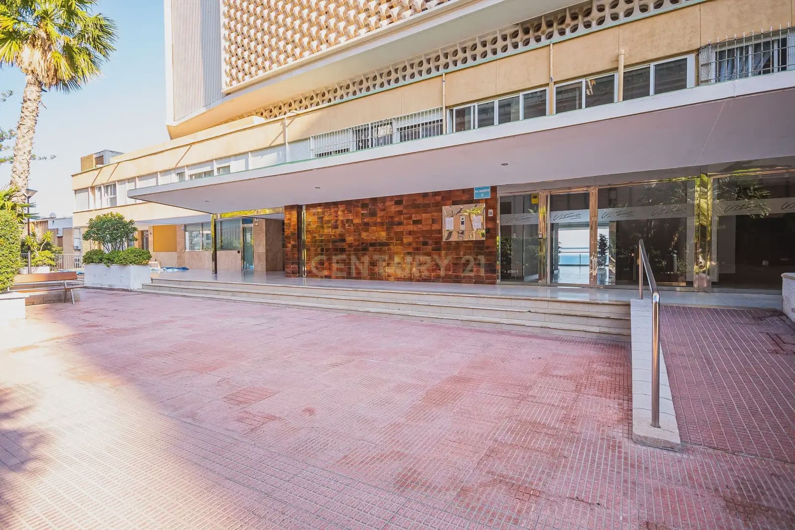 2 bedroom Flat for sale in Alicante / Alacant city - € 530,000 (Ref: 9858287)