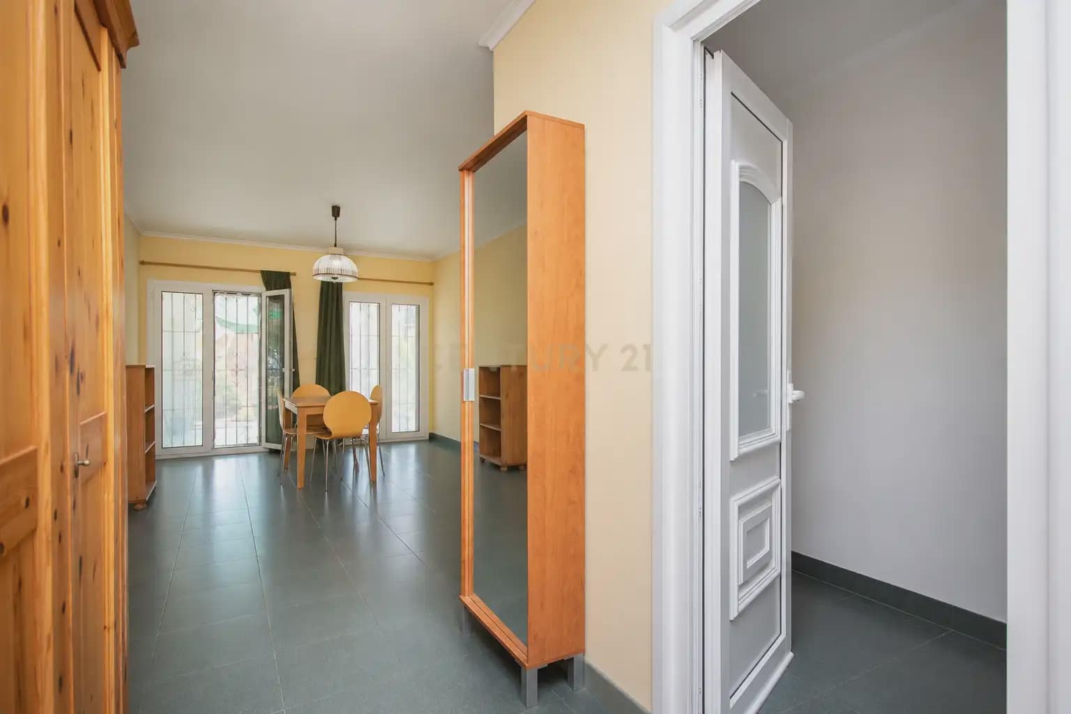 3 quarto Moradia para venda em Alicante cidade com piscina - 415 000 € (Ref: 9879795)