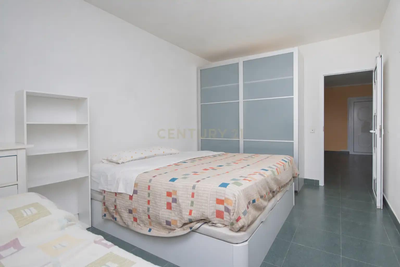 3 quarto Moradia para venda em Alicante cidade com piscina - 415 000 € (Ref: 9879795)