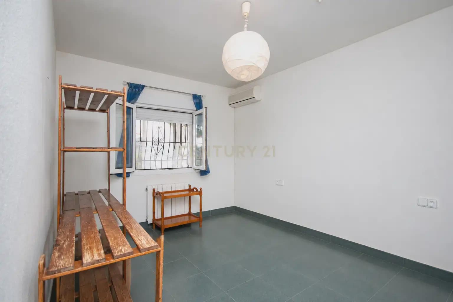 3 quarto Moradia para venda em Alicante cidade com piscina - 415 000 € (Ref: 9879795)