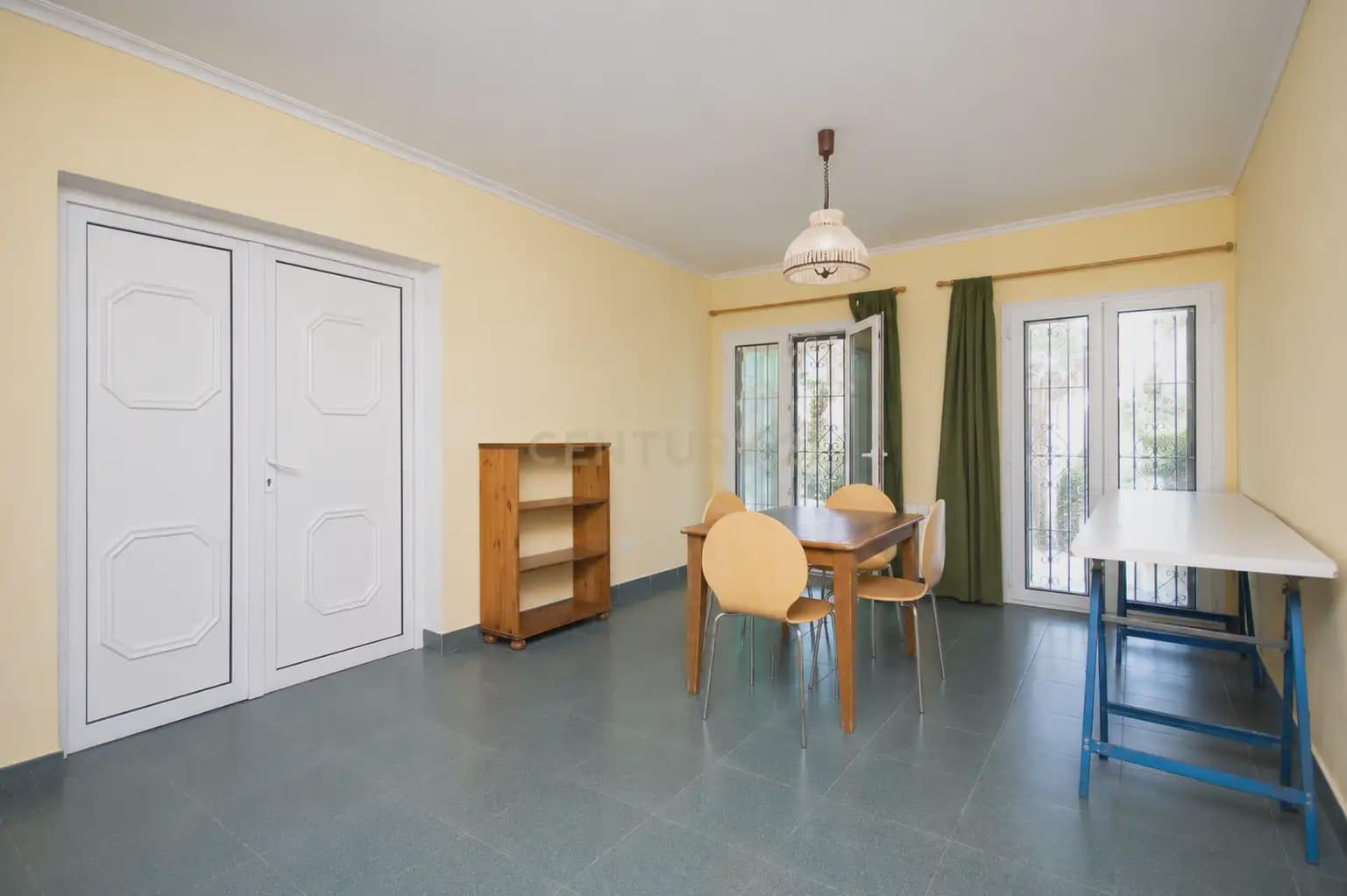 3 quarto Moradia para venda em Alicante cidade com piscina - 415 000 € (Ref: 9879795)