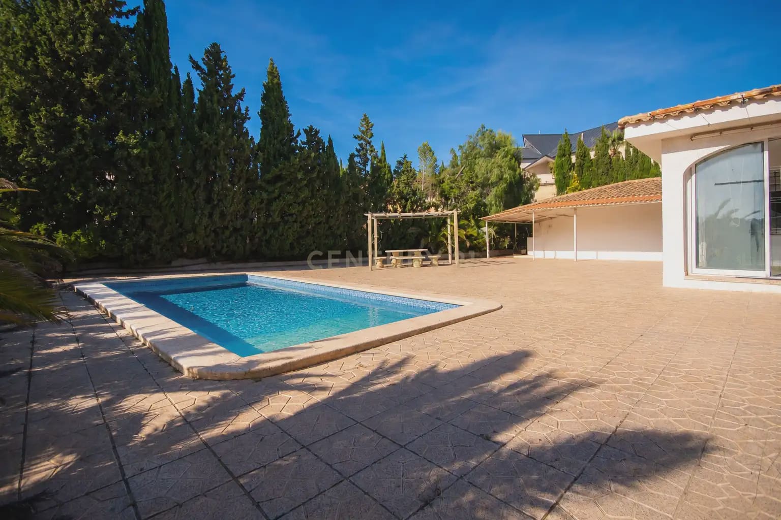 3 quarto Moradia para venda em Alicante cidade com piscina - 415 000 € (Ref: 9879795)