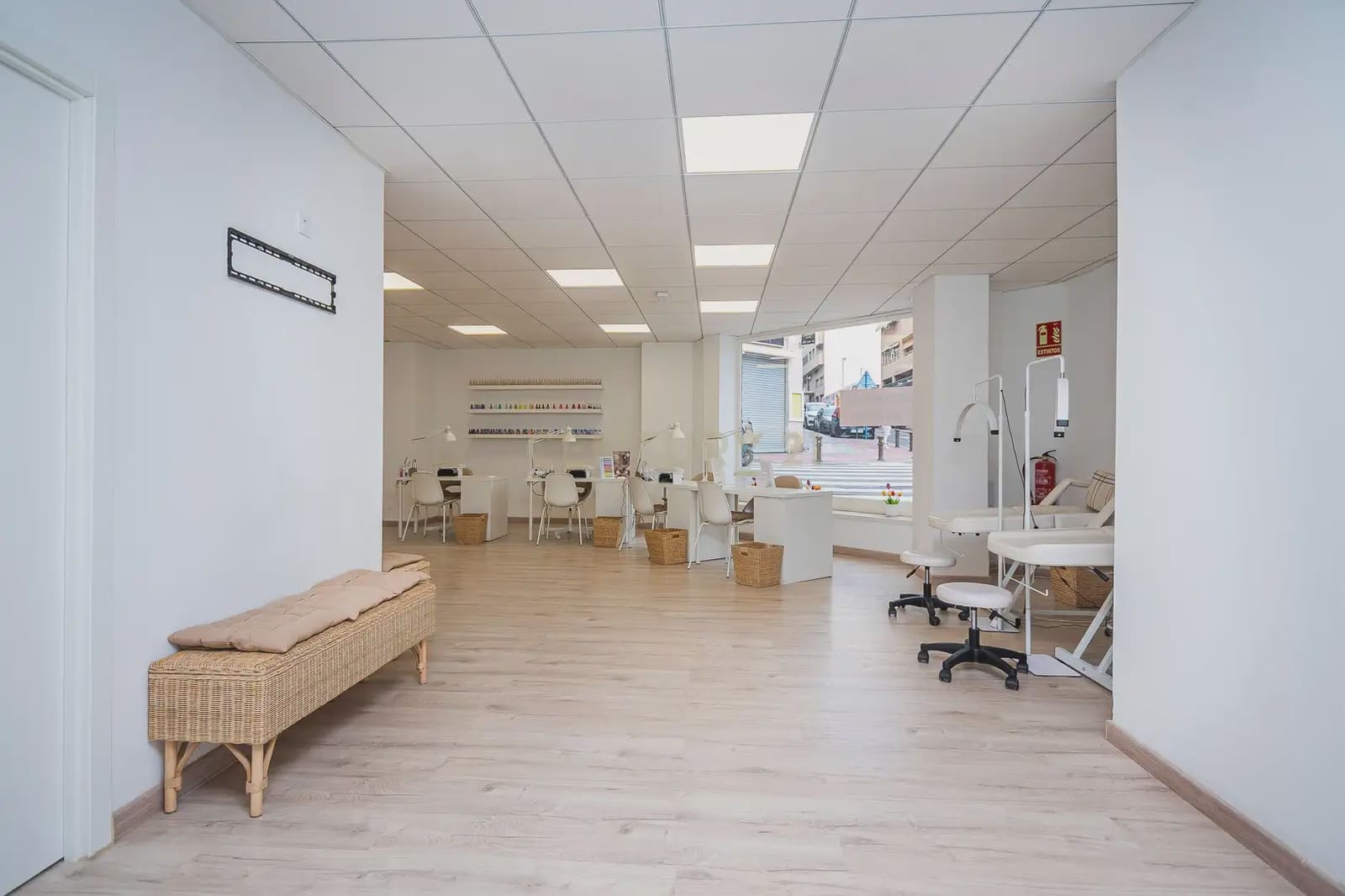 Komercyjne na sprzedaż w Miasto Alicante / Alacant - 45 000 € (Ref: 9889311)