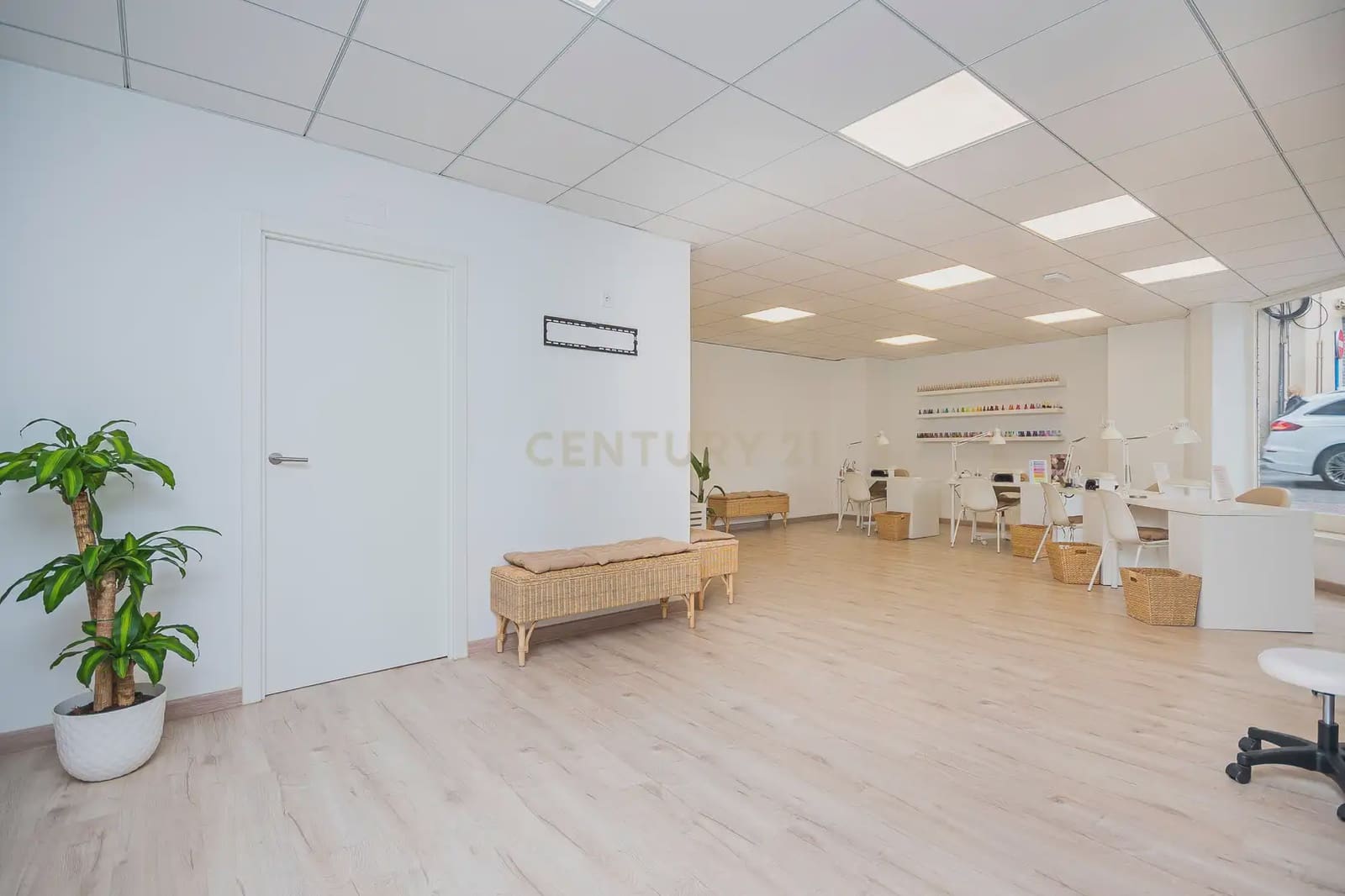 Komercyjne na sprzedaż w Miasto Alicante / Alacant - 45 000 € (Ref: 9889311)