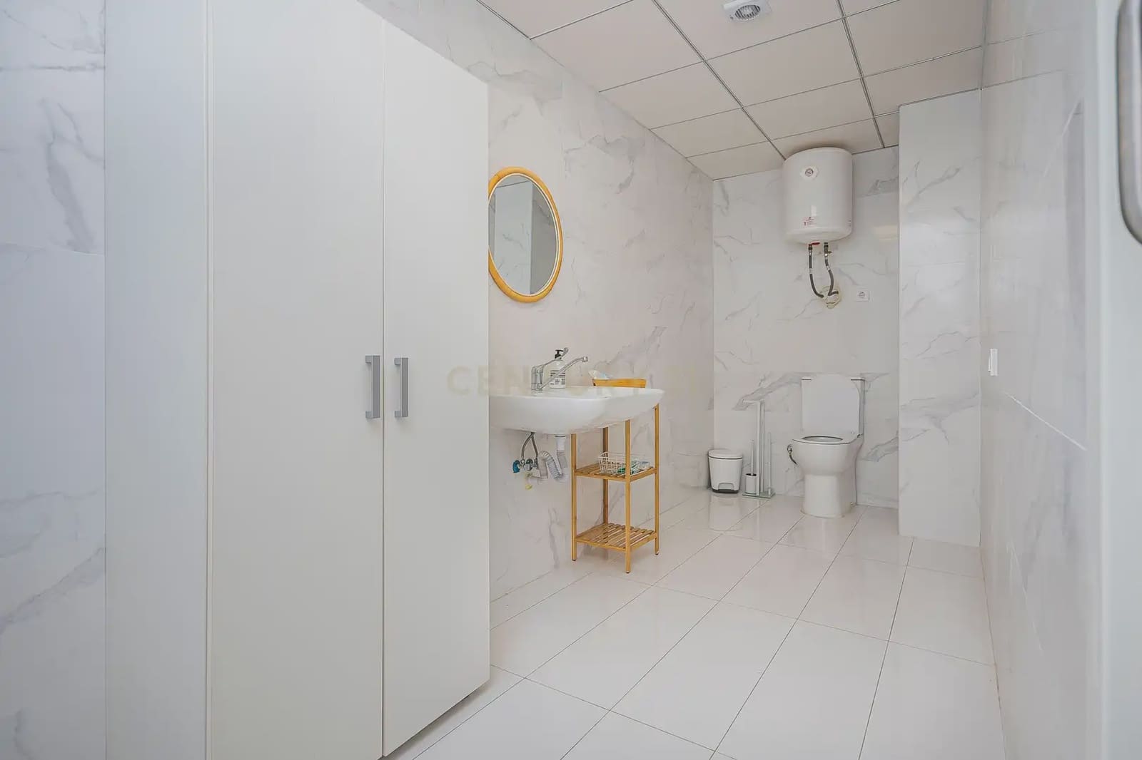 Komercyjne na sprzedaż w Miasto Alicante / Alacant - 45 000 € (Ref: 9889311)