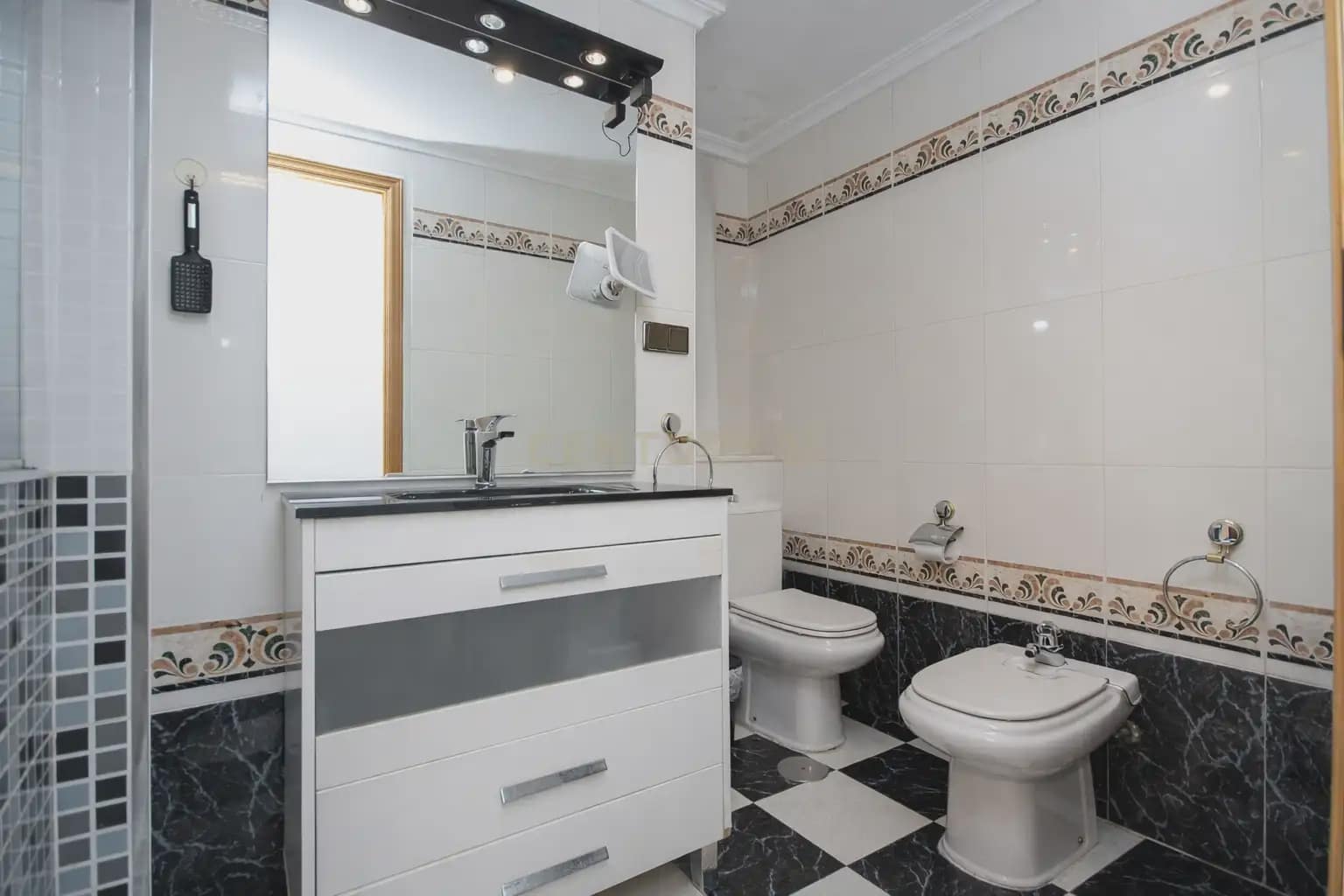 3 sypialnia Apartament na sprzedaż w Miasto Alicante / Alacant - 159 000 € (Ref: 9889312)