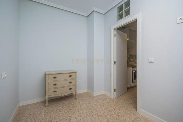 Biuro do wynajęcia w Cabo de las Huertas, Miasto Alicante / Alacant z basenem - 650 € (Ref: 9889313)