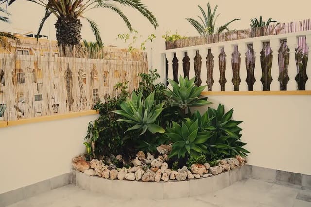 2 soveværelse Bungalow til leje i Arenales del Sol, Elche / Elx med swimmingpool - € 1.200 (Ref: 9889314)