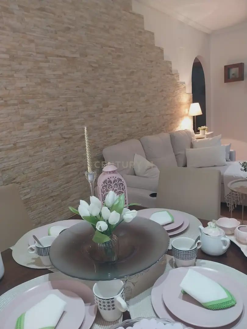 2 bedroom Bungalow for rent in Elche / Elx with pool garage - € 1,200 (Ref: 9889314)