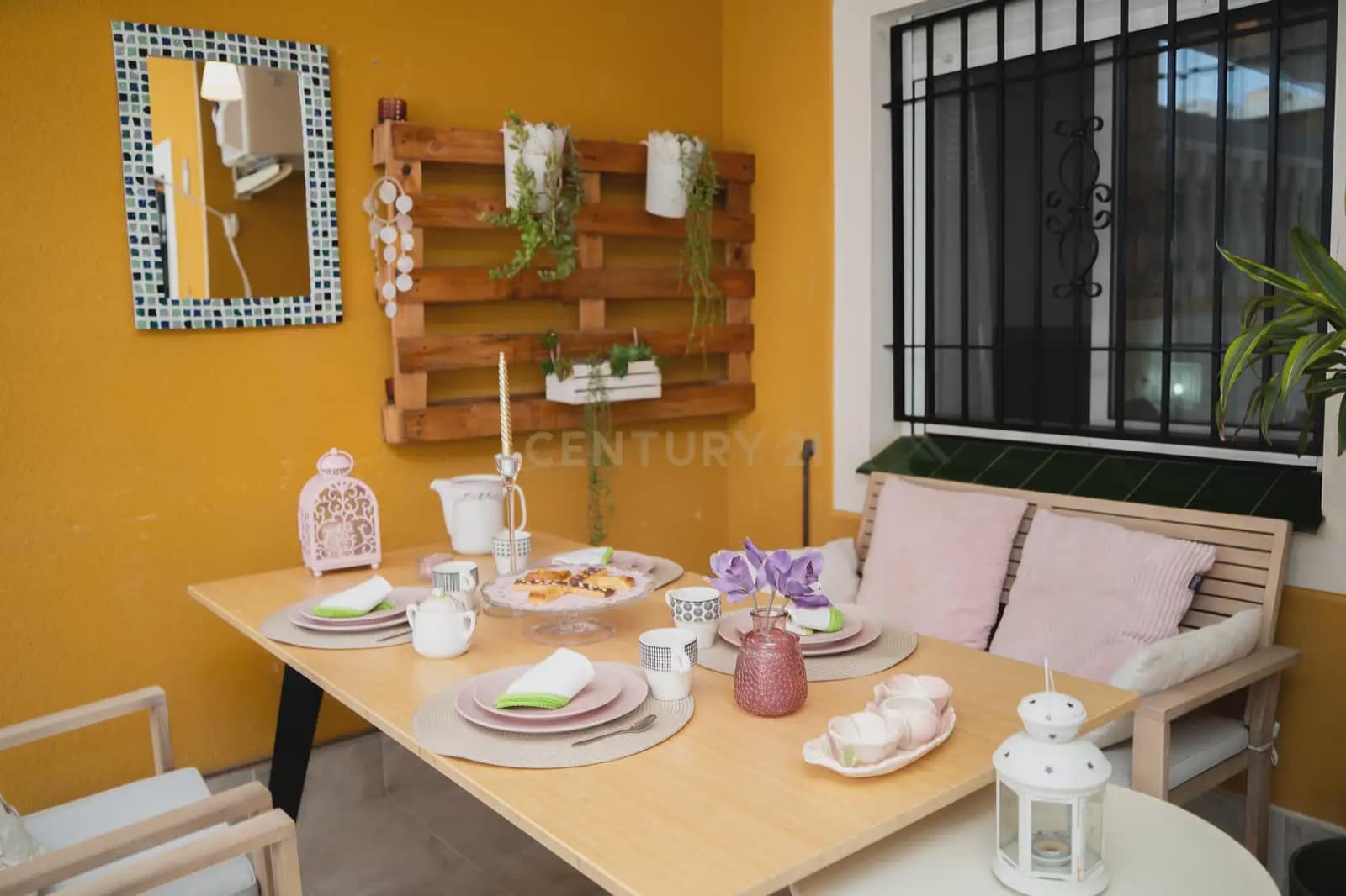 2 bedroom Bungalow for rent in Elche / Elx with pool garage - € 1,200 (Ref: 9889314)