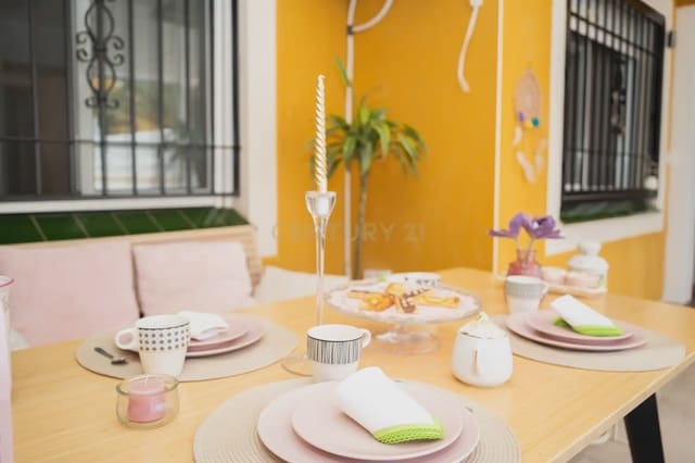 2 soveværelse Bungalow til leje i Arenales del Sol, Elche / Elx med swimmingpool garage - € 1.200 (Ref: 9889314)
