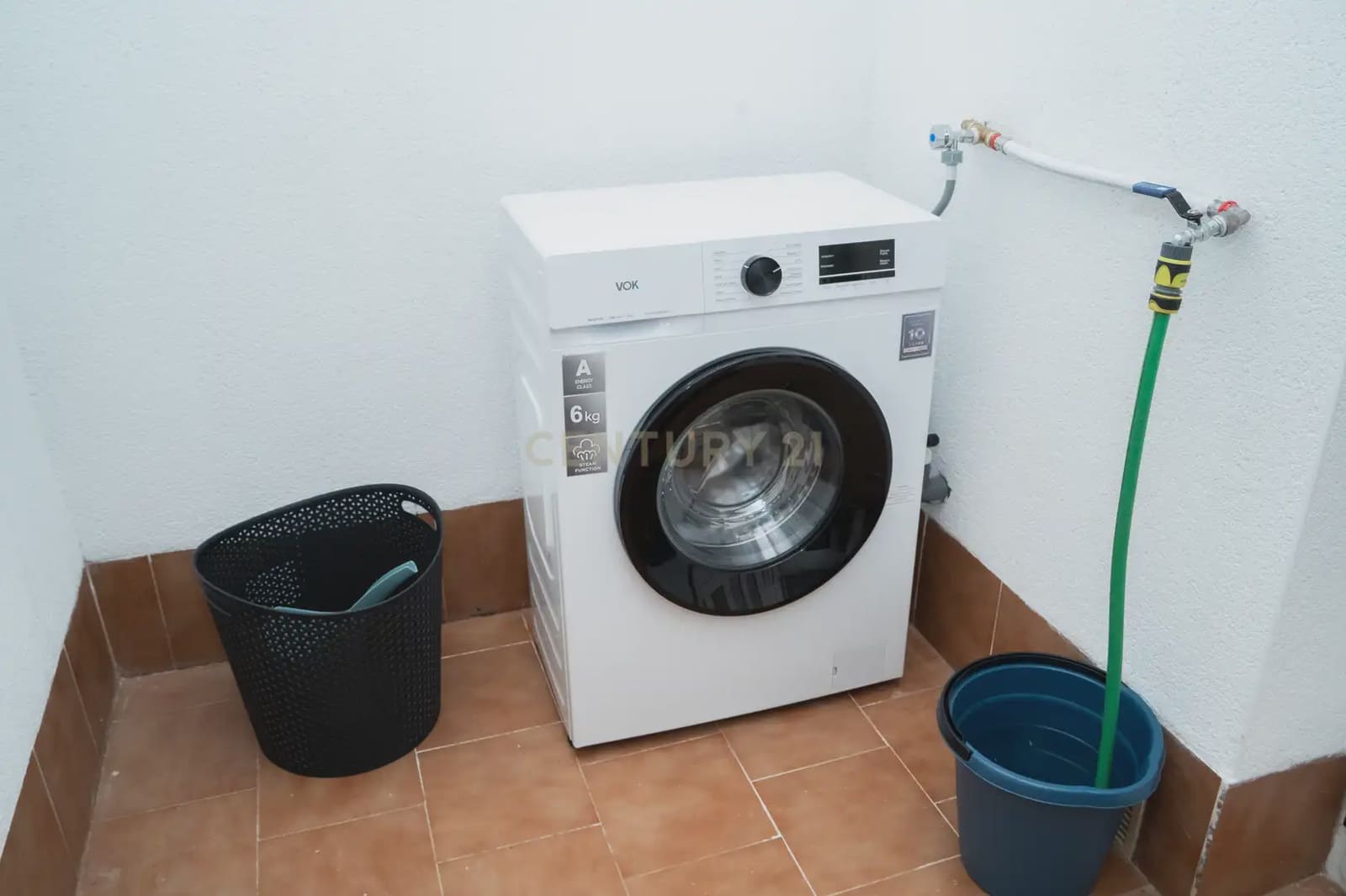 2 bedroom Bungalow for rent in Elche / Elx with pool garage - € 1,200 (Ref: 9889314)
