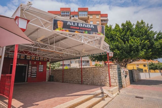 Commercieel te koop in El Campello - € 346.000 (Ref: 9905105)