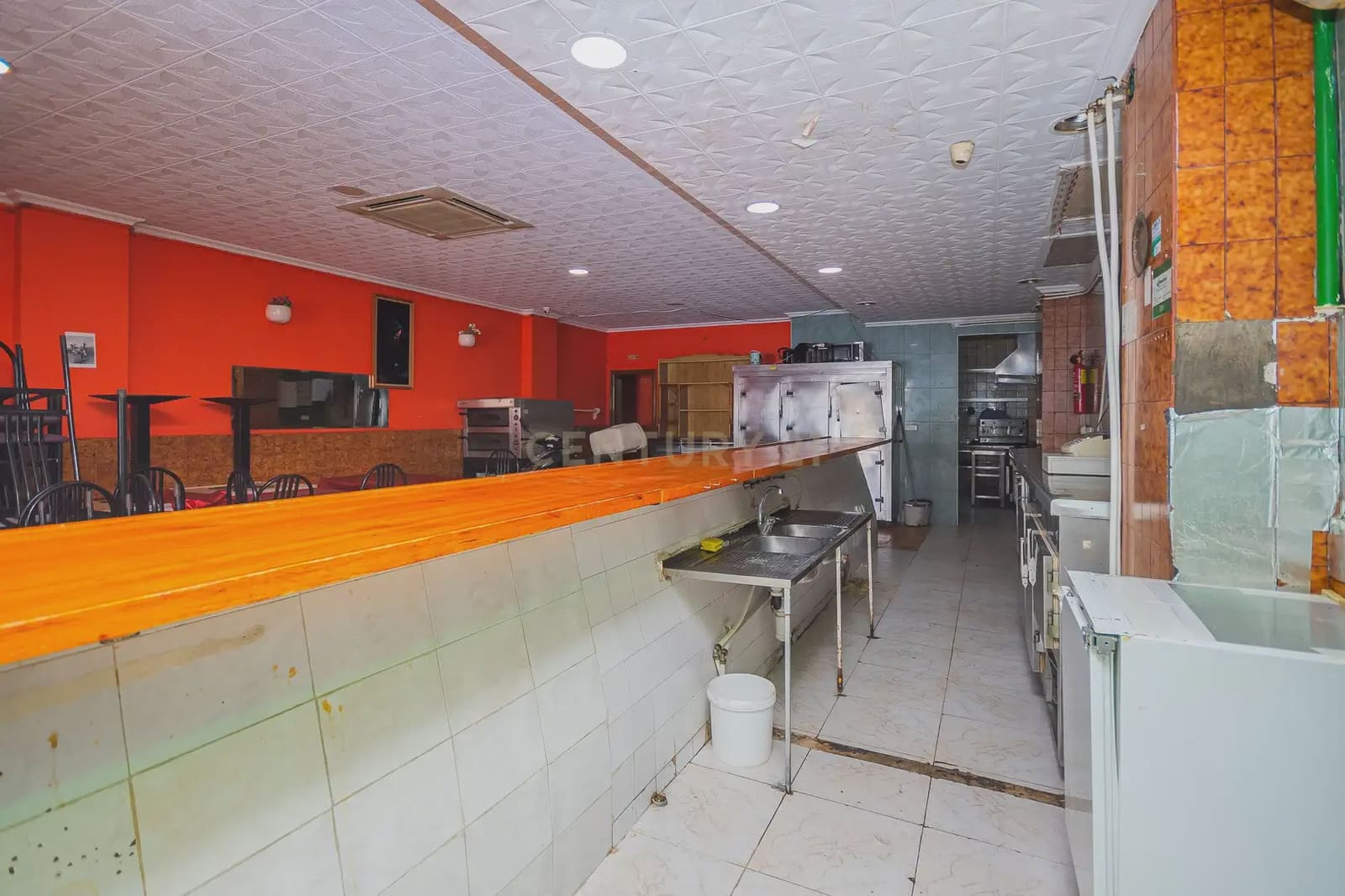 Commercieel te koop in El Campello - € 346.000 (Ref: 9905105)