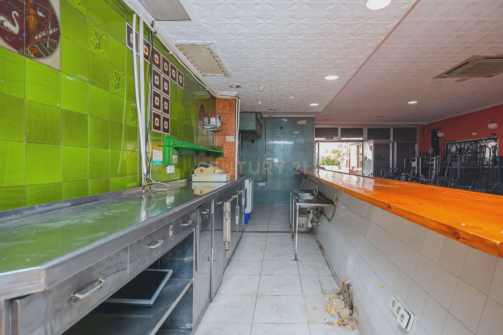 Commercieel te koop in El Campello - € 346.000 (Ref: 9905105)
