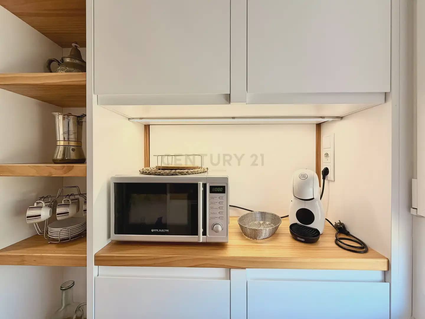 3 bedroom Flat for rent in El Campello with garage - € 1,350 (Ref: 9958567)